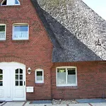 Feriehus With 2 Bedrooms *