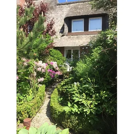 With 2 Bedrooms Holiday home Sylt
