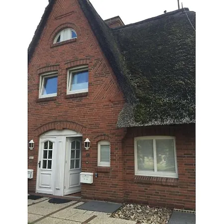 With 2 Bedrooms Nyaraló *