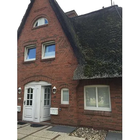With 2 Bedrooms Holiday home *