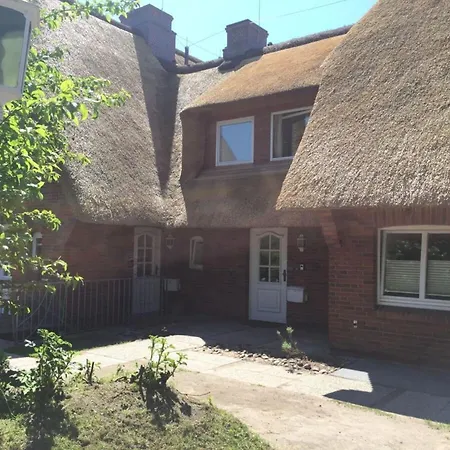 Feriehus With 2 Bedrooms *